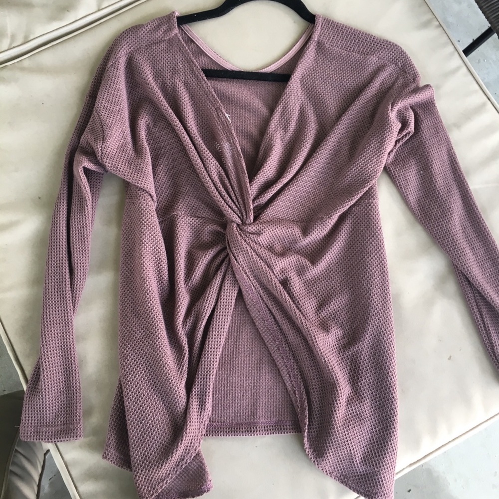 NWT long sleeve twist back top